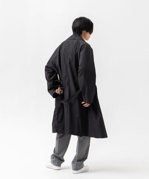 CITEN（シテン）の「＜CITEN＞ヒュージ バルカラー ベルテッドコート（その他アウター・メンズ・ブラック/ライトグレー・FREE）」の4枚目の写真