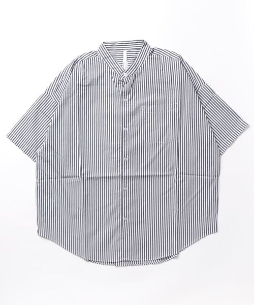 VIBGYOR(ヴィブジョー)の「VIBGYOR Select/ 綿ブロードバンドカラーSSシャツ(シャツ/ブラウス・メンズ・グリーン系その他/ブルー系その他/ホワイト系その他/パープル系その他/ブラック系その他/イエロー系その他/サックスブルー/ブラック/グレイッシュベージュ/グリーン/ホワイト・MEDIUM/X-LARGE/LARGE)」の5枚目の写真