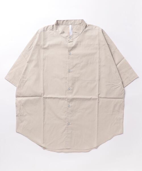VIBGYOR(ヴィブジョー)の「VIBGYOR Select/ 綿ブロードバンドカラーSSシャツ(シャツ/ブラウス・メンズ・グリーン系その他/ブルー系その他/ホワイト系その他/パープル系その他/ブラック系その他/イエロー系その他/サックスブルー/ブラック/グレイッシュベージュ/グリーン/ホワイト・MEDIUM/X-LARGE/LARGE)」の6枚目の写真