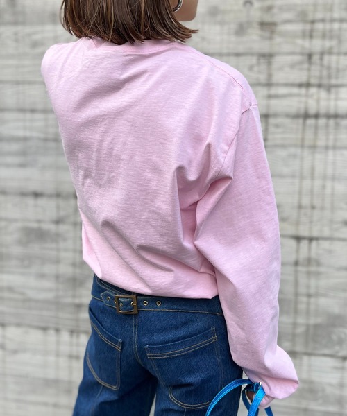 mi via loca（ミヴィアロカ）の「GILDANサイドロゴプリント入りロングスリーブTシャツ 【MVL002 ※2A】（Tシャツ/カットソー・レディース・ホワイト/ピンク/オートミール/オフホワイト/ライトアッシュグレー/ブラック・MEDIUM/X-LARGE）」の7枚目の写真