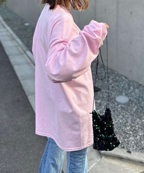 mi via loca（ミヴィアロカ）の「GILDANサイドロゴプリント入りロングスリーブTシャツ 【MVL002 ※2A】（Tシャツ/カットソー・レディース・ホワイト/ピンク/オートミール/オフホワイト/ライトアッシュグレー/ブラック・MEDIUM/X-LARGE）」の16枚目の写真