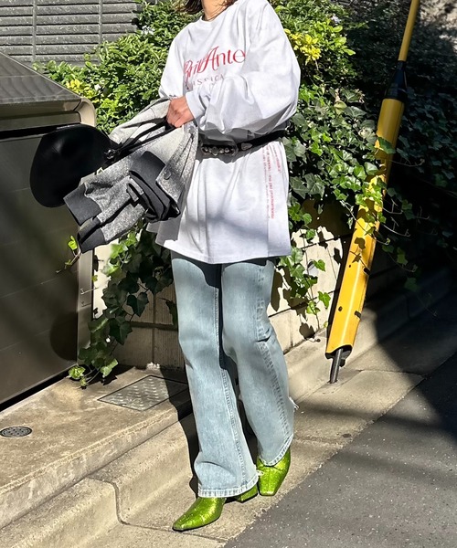 mi via loca（ミヴィアロカ）の「GILDANサイドロゴプリント入りロングスリーブTシャツ 【MVL002 ※2A】（Tシャツ/カットソー・レディース・ホワイト/ピンク/オートミール/オフホワイト/ライトアッシュグレー/ブラック・MEDIUM/X-LARGE）」の19枚目の写真