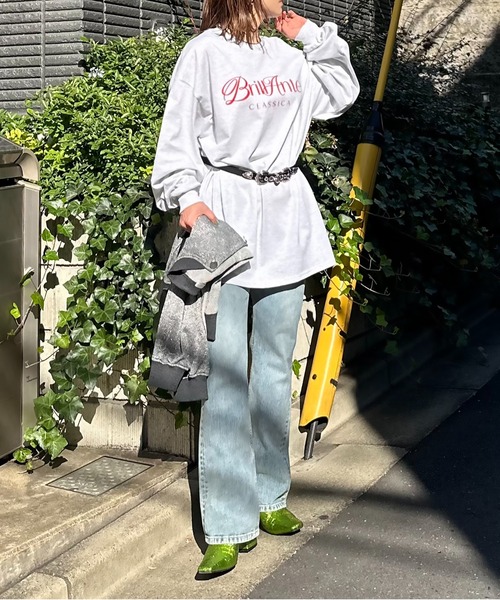 mi via loca（ミヴィアロカ）の「GILDANサイドロゴプリント入りロングスリーブTシャツ 【MVL002 ※2A】（Tシャツ/カットソー・レディース・ホワイト/ピンク/オートミール/オフホワイト/ライトアッシュグレー/ブラック・MEDIUM/X-LARGE）」の18枚目の写真