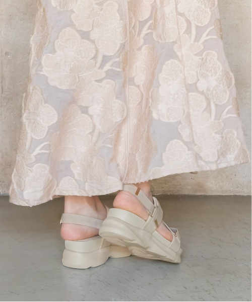 ゴールドパーツスポーツサンダル