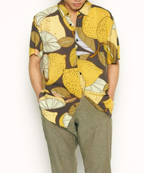 Guess（ゲス）の「Eco Rayon Lemon Shirt 半袖 シャツ（シャツ/ブラウス・メンズ・イエロー・X-LARGE/MEDIUM/LARGE/SMALL）」の8枚目の写真
