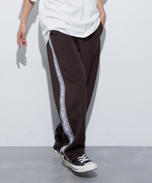 re_k by JUNRED（レクバイジュンレッド）の「re_k by JUNRED / オリエンタルライントラックパンツ（その他パンツ・メンズ・ブラック/ダークブラウン/グレー・S/M/L）」の2枚目の写真