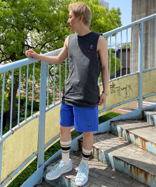 SANTA CRUZ(サンタクルーズ)の「【ムラサキスポーツ別注】SANTACRUZ/サンタクルーズ バックプリント カットオフタンクトップ/バンドTee ピグメントT ノースリーブ SC BANDMAN 502232406(タンクトップ・メンズ・ブラック×レッド/ブラック×ブルー/ブルー系その他・L/M/XL)」の11枚目の写真
