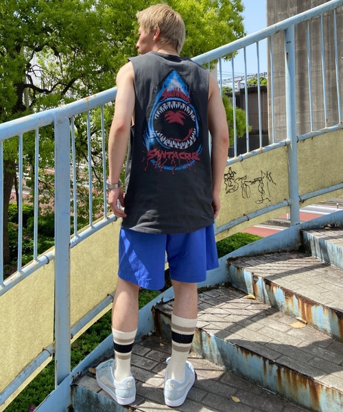 SANTA CRUZ(サンタクルーズ)の「【ムラサキスポーツ別注】SANTACRUZ/サンタクルーズ バックプリント カットオフタンクトップ/バンドTee ピグメントT ノースリーブ SC BANDMAN 502232406(タンクトップ・メンズ・ブラック×レッド/ブラック×ブルー/ブルー系その他・L/M/XL)」の13枚目の写真