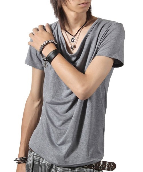 LUXSTYLE（ラグスタイル）の「Aegnoir(イグノア) ドレープ無地Tシャツ（Tシャツ/カットソー・メンズ・ブラック/グレー/ホワイト/モカ/ダークブラウン/レッド/杢グレー/チャコール/ネイビー/パープル・M/L/XL/XXL）」の3枚目の写真