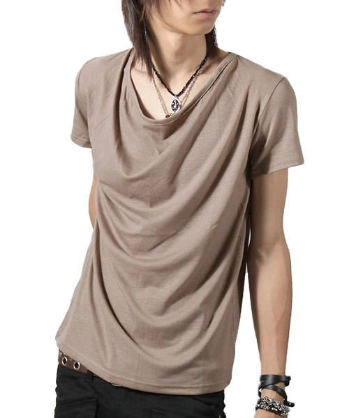 LUXSTYLE（ラグスタイル）の「Aegnoir(イグノア) ドレープ無地Tシャツ（Tシャツ/カットソー・メンズ・ブラック/グレー/ホワイト/モカ/ダークブラウン/レッド/杢グレー/チャコール/ネイビー/パープル・M/L/XL/XXL）」の7枚目の写真