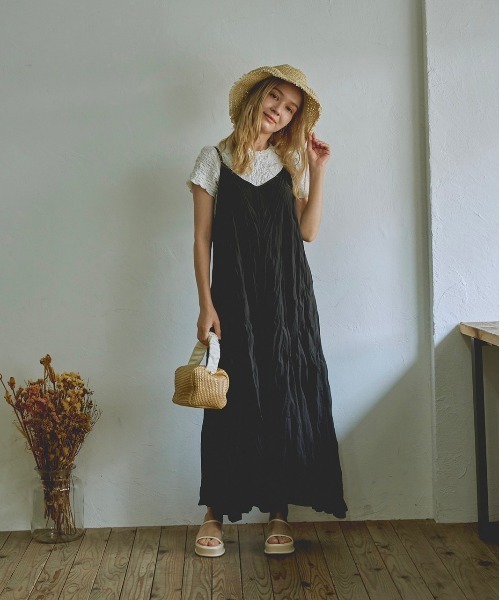 t a r o s u(タロス)の「washer cami onepiece/ウォッシャーキャミワンピース(ワンピース・レディース・ブラック/ホワイト/ベージュ・FREE)」の5枚目の写真