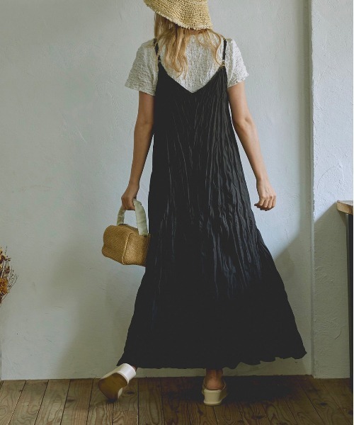 t a r o s u(タロス)の「washer cami onepiece/ウォッシャーキャミワンピース(ワンピース・レディース・ブラック/ホワイト/ベージュ・FREE)」の9枚目の写真
