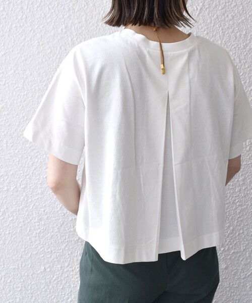 SHIPS(シップス)の「Texloop RCOT バック ドレープ TEE(Tシャツ/カットソー・レディース・ベージュ/ライトグリーン/ホワイト/ダークグレー・ONE SIZE)」の20枚目の写真
