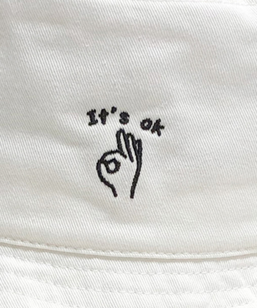 RIVER UP（リバーアップ）の「＜BASIQUENTI＞ハンドサイン刺繍 オールシーズン対応 ユニセックス バケットハット（ハット・メンズ・ブラック/ネイビー/ベージュ/モスグリーン/ホワイト・フリー）」の6枚目の写真