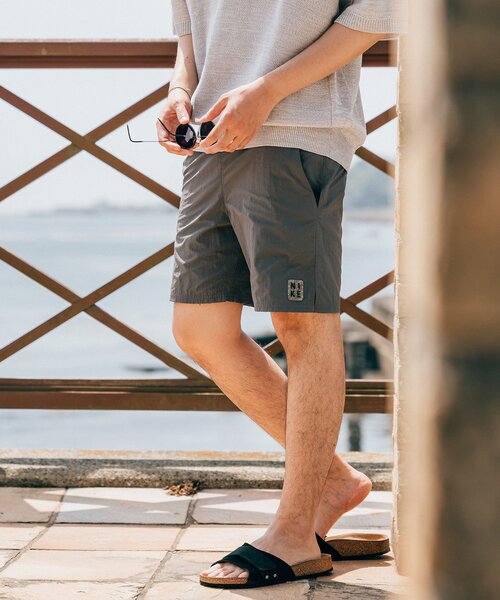 NIKE（ナイキ）の「《6月7日再販売》【NIKE SWIM / ナイキ】販路限定 ソリッドアイコン ボードショーツ（その他パンツ・メンズ・ライトグレー/ブラック/ブルー/グリーン/マルーン/ネイビー/モスグリーン/コバルトブルー・SMALL/X-LARGE/MEDIUM/XX-LARGE/LARGE）」の17枚目の写真