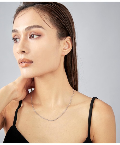 Settimissimo(セッティミッシモ)の「金属アレルギー対応ステンレス1mmシンプルスネークネックレス(ネックレス・レディース・シルバー/ゴールド・FREE)」の6枚目の写真