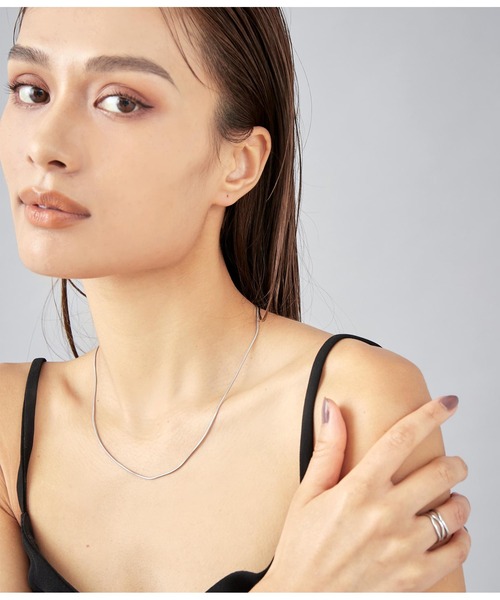 Settimissimo(セッティミッシモ)の「金属アレルギー対応ステンレス1mmシンプルスネークネックレス(ネックレス・レディース・シルバー/ゴールド・FREE)」の7枚目の写真