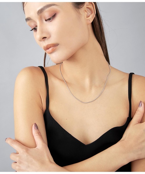 Settimissimo(セッティミッシモ)の「金属アレルギー対応ステンレス1mmシンプルスネークネックレス(ネックレス・レディース・シルバー/ゴールド・FREE)」の8枚目の写真