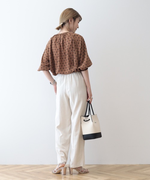 AMERICAN HOLIC（アメリカンホリック）の「ドットラグランギャザーブラウス（シャツ/ブラウス・レディース・キャメル/ブラック・M/L）」の15枚目の写真