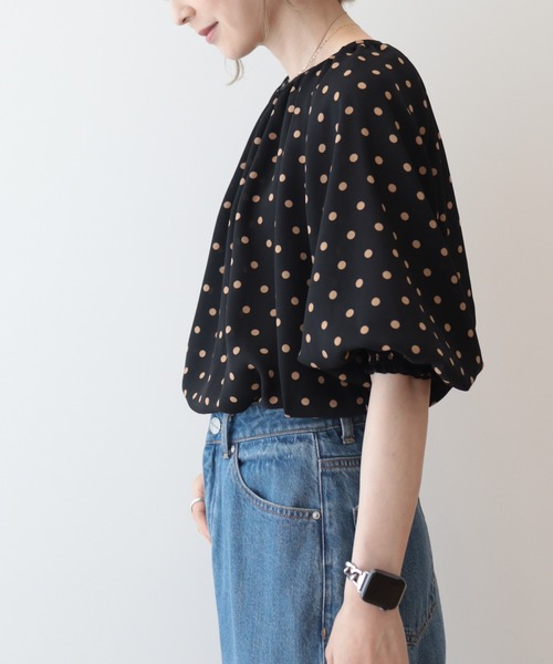 AMERICAN HOLIC（アメリカンホリック）の「ドットラグランギャザーブラウス（シャツ/ブラウス・レディース・キャメル/ブラック・M/L）」の8枚目の写真