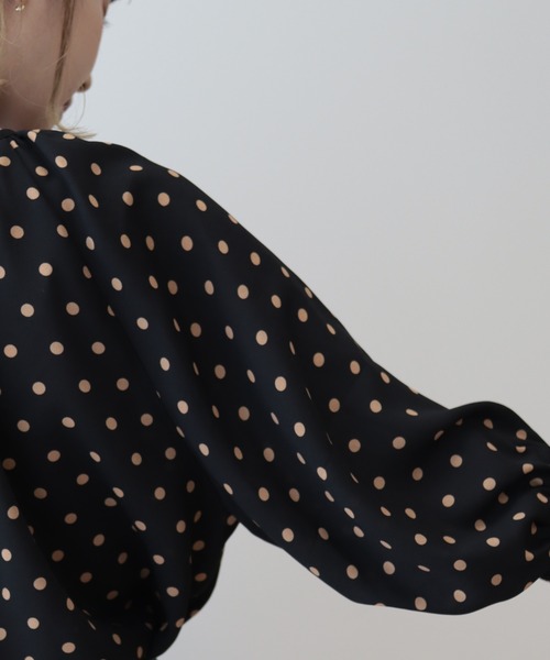 AMERICAN HOLIC（アメリカンホリック）の「ドットラグランギャザーブラウス（シャツ/ブラウス・レディース・キャメル/ブラック・M/L）」の11枚目の写真