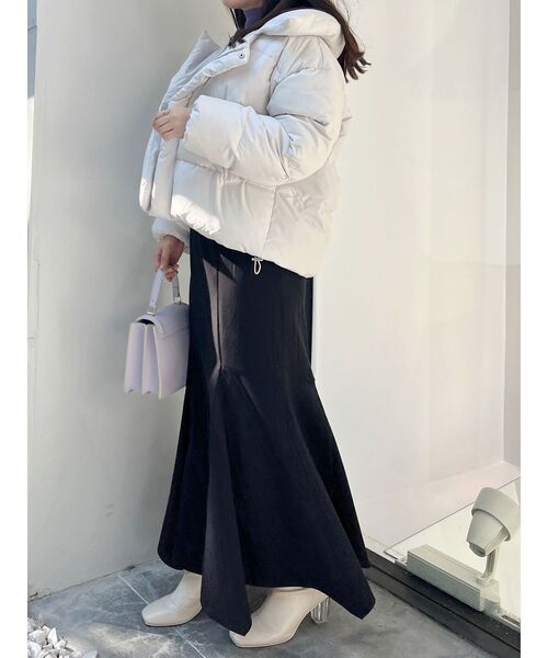 MERCURYDUO（マーキュリーデュオ）の「アライドビックカラーショートダウンコート（ダウンジャケット/コート・レディース・アイボリー/ブラック/チャコールグレー/ライトグレー・FREE）」の11枚目の写真