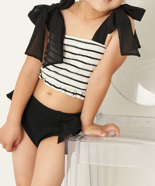 Chico（チコ）の「【WEB限定/水着/ショーツ単品】Kids サイドフリルショーツ（水着・キッズ・ホワイト系その他2/イエロー系その他2/ブラック/ホワイト系その他3・110/130）」の5枚目の写真