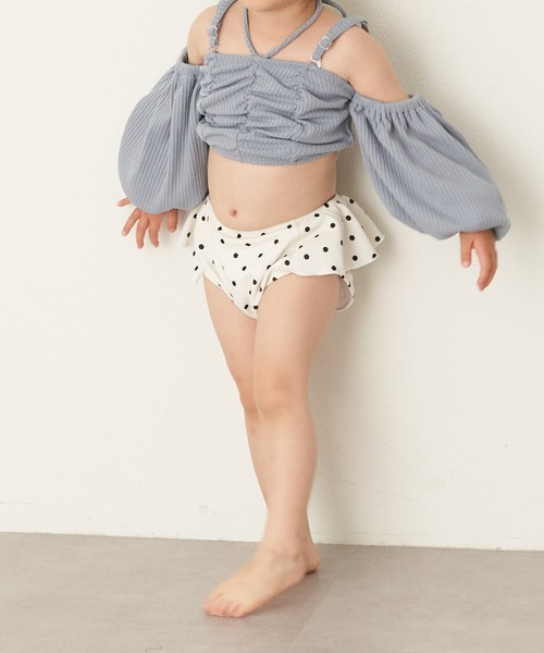 Chico（チコ）の「【WEB限定/水着/ショーツ単品】Kids サイドフリルショーツ（水着・キッズ・ホワイト系その他2/イエロー系その他2/ブラック/ホワイト系その他3・110/130）」の17枚目の写真