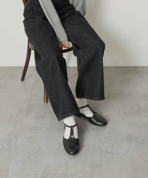 SENSE OF PLACE by URBAN RESEARCH（センスオブプレイスバイアーバンリサーチ）の「セパレートTストラップシューズ（その他シューズ・レディース・アイボリー/ブラック・MEDIUM/SMALL/LARGE）」の5枚目の写真