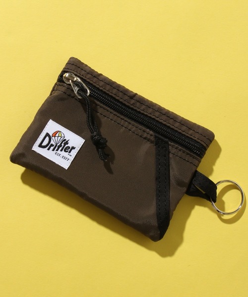 Drifter（ドリフター）の「【Drifter/ドリフター】 KEY COIN POUCH／キーコインポーチ（コインケース・メンズ・その他7/ケリー/その他1/その他2/その他3/その他4/ターコイズブルー/ブラウン/グレー/ネイビー/カモフラージュ/ブラック/その他8/その他5/その他6/その他9・FREE）」の4枚目の写真