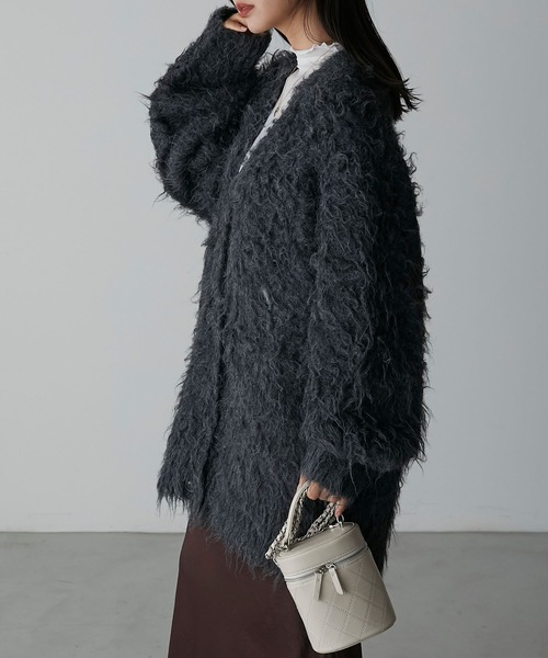 Anss.me（アンスミー）の「【Anss.me】シャギーニットVネックビッグカーディガン（カーディガン/ボレロ・レディース・キャメル/アイボリー/チャコール・FREE）」の11枚目の写真