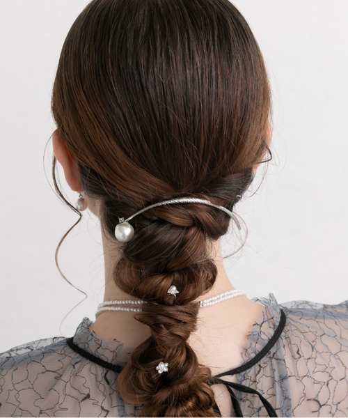 Cupid Heart(キューピッドハート)の「【Cupid Heart】結婚式アクセ!パール付きメタルラウンドバレッタ(バレッタ/ヘアクリップ・レディース・ゴールド/シルバー・MEDIUM)」の1枚目の写真