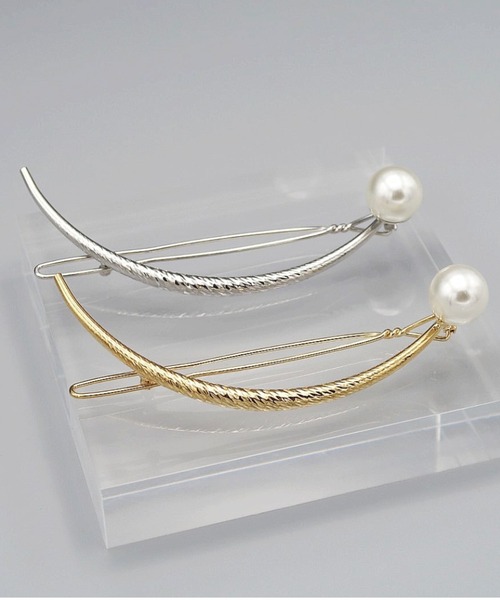 Cupid Heart(キューピッドハート)の「【Cupid Heart】結婚式アクセ!パール付きメタルラウンドバレッタ(バレッタ/ヘアクリップ・レディース・ゴールド/シルバー・MEDIUM)」の2枚目の写真
