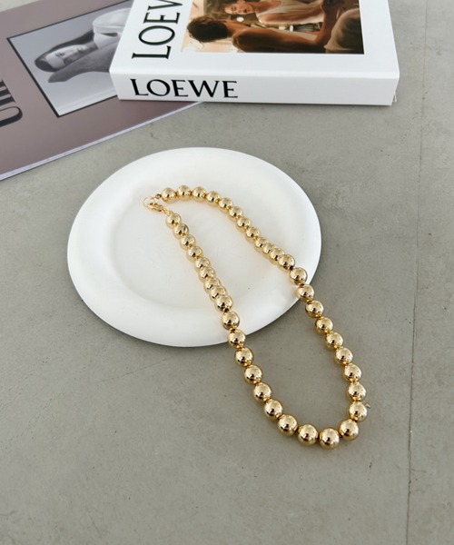 un+frame（アンフレーム）の「big ball chain necklace／BIGボールチェーンネックレス（ネックレス・レディース・シルバー/ゴールド・FREE）」の3枚目の写真