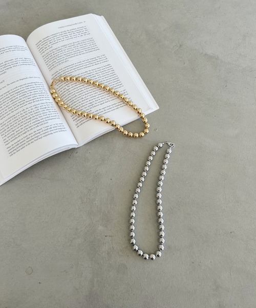 un+frame（アンフレーム）の「big ball chain necklace／BIGボールチェーンネックレス（ネックレス・レディース・シルバー/ゴールド・FREE）」の14枚目の写真