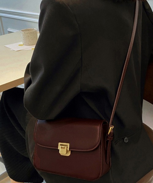 Miniministore(ミニミニストア)の「ミニスクエアショルダーバッグ コンパクト(ショルダーバッグ・レディース・ブラック/オフホワイト/ダークブラウン/ブラウン・フリー)」の10枚目の写真