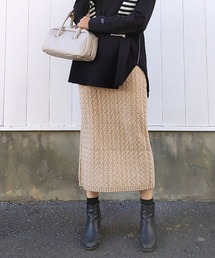 ケーブルニットスカート