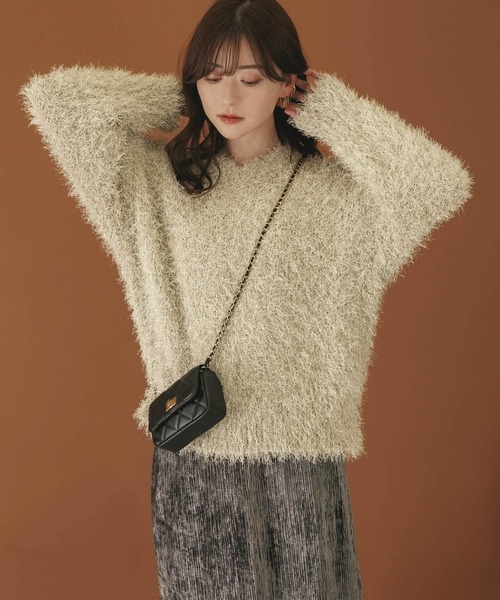 HEYUMM（ヘユム）の「Vネックラメフリンジセーター（ニット/セーター・レディース・ベージュ/ラベンダー/チャコールグレー・ONE）」の7枚目の写真