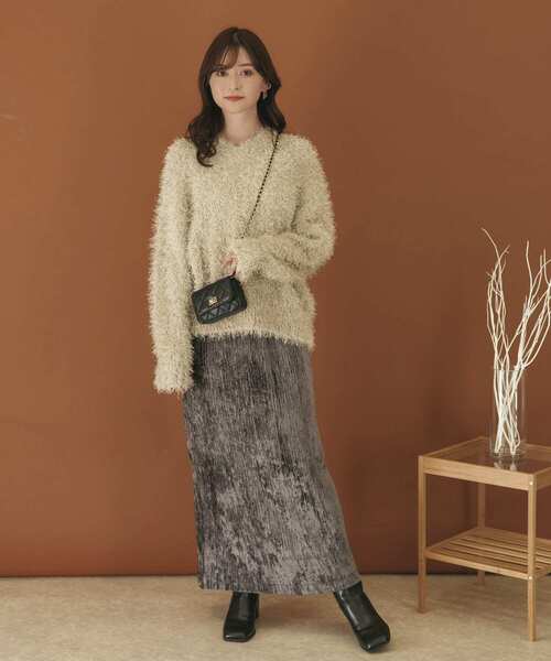 HEYUMM（ヘユム）の「Vネックラメフリンジセーター（ニット/セーター・レディース・ベージュ/ラベンダー/チャコールグレー・ONE）」の11枚目の写真