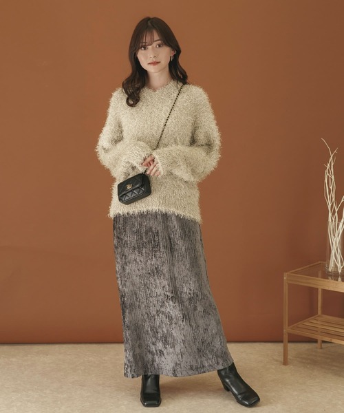 HEYUMM（ヘユム）の「Vネックラメフリンジセーター（ニット/セーター・レディース・ベージュ/ラベンダー/チャコールグレー・ONE）」の12枚目の写真