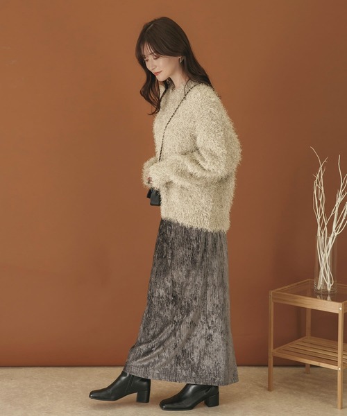 HEYUMM（ヘユム）の「Vネックラメフリンジセーター（ニット/セーター・レディース・ベージュ/ラベンダー/チャコールグレー・ONE）」の13枚目の写真