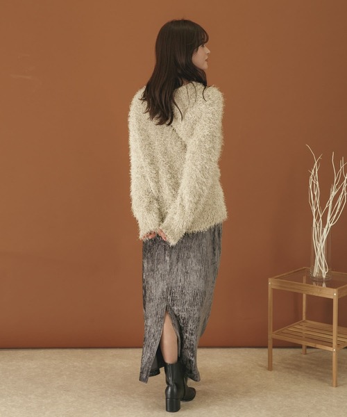 HEYUMM（ヘユム）の「Vネックラメフリンジセーター（ニット/セーター・レディース・ベージュ/ラベンダー/チャコールグレー・ONE）」の16枚目の写真