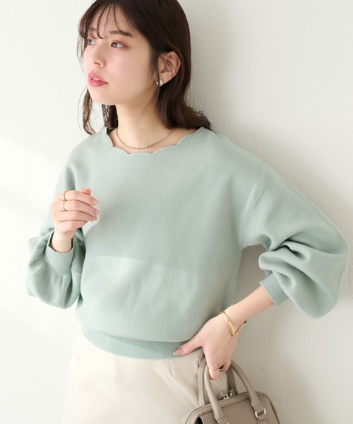 natural couture(ナチュラルクチュール)の「衿ぐり刺繍スカラップニット(ニット/セーター・レディース・ブラック/オフホワイト/ミント/グレイッシュベージュ/ラベンダー・FREE)」の4枚目の写真