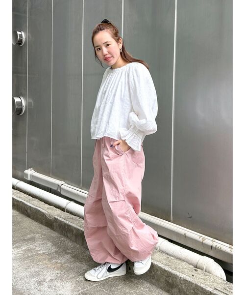 Ungrid（アングリッド）の「オフショルギャザーボリュームブラウス（シャツ/ブラウス・レディース・オフホワイト/オレンジ・FREE）」の19枚目の写真