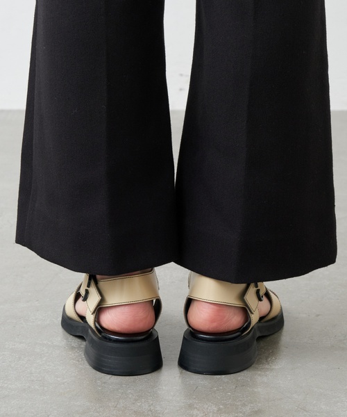 LE TALON（ルタロン）の「GRISEレザーGRバックルグルカサンダル（サンダル・レディース・ブラックミックス/ベージュ・SMALL/MEDIUM/LARGE/X-LARGE）」の21枚目の写真