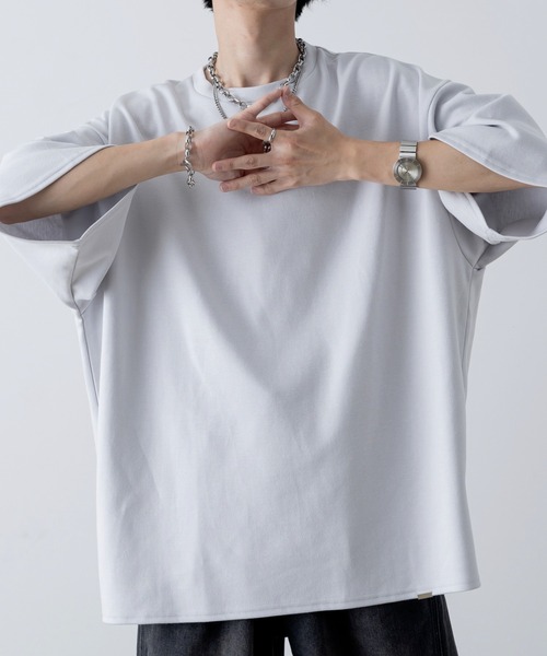 INTER FACTORY（インターファクトリー）の「ファッションインフルエンサー しの  - Heavy Weight Cotton Punch Half Sleeve Tee / ヘビーウェイトコットンポンチハーフスリーブTシャツ　made in INTER FACTORY（Tシャツ/カットソー・メンズ・ホワイト/ブラック/グレー/ブルー・SMALL/MEDIUM/LARGE）」の3枚目の写真