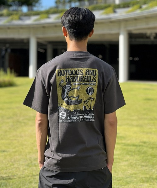 IPD(アイピーディー)の「【IPD】SKATE NIGHTS FLYER SS(Tシャツ/カットソー・メンズ・チャコール/ホワイト・LARGE/MEDIUM/X-LARGE)」の2枚目の写真