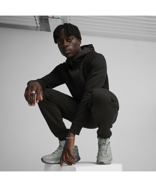 PUMA（プーマ）の「PUMA プーマ メンズ プーマ テック フルジップ フーディ（パーカー・メンズ・ブラック/グレー・MEDIUM/LARGE/SMALL/X-LARGE/XX-LARGE）」の4枚目の写真