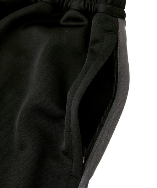 MAGIC STICK（マジックスティック）の「MAGICSTICK/マジックスティック/SPECIAL TRAINING JERSEY PANTS by UMBRO（その他パンツ・メンズ・ブラック/グレー・L/M）」の11枚目の写真