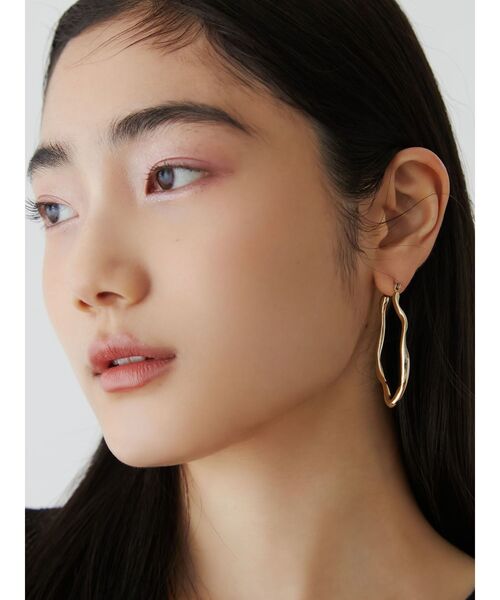 LAGUNAMOON(ラグナムーン)の「メタルフープピアス(ピアス(両耳用)・レディース・シルバー/ゴールド・FREE)」の3枚目の写真